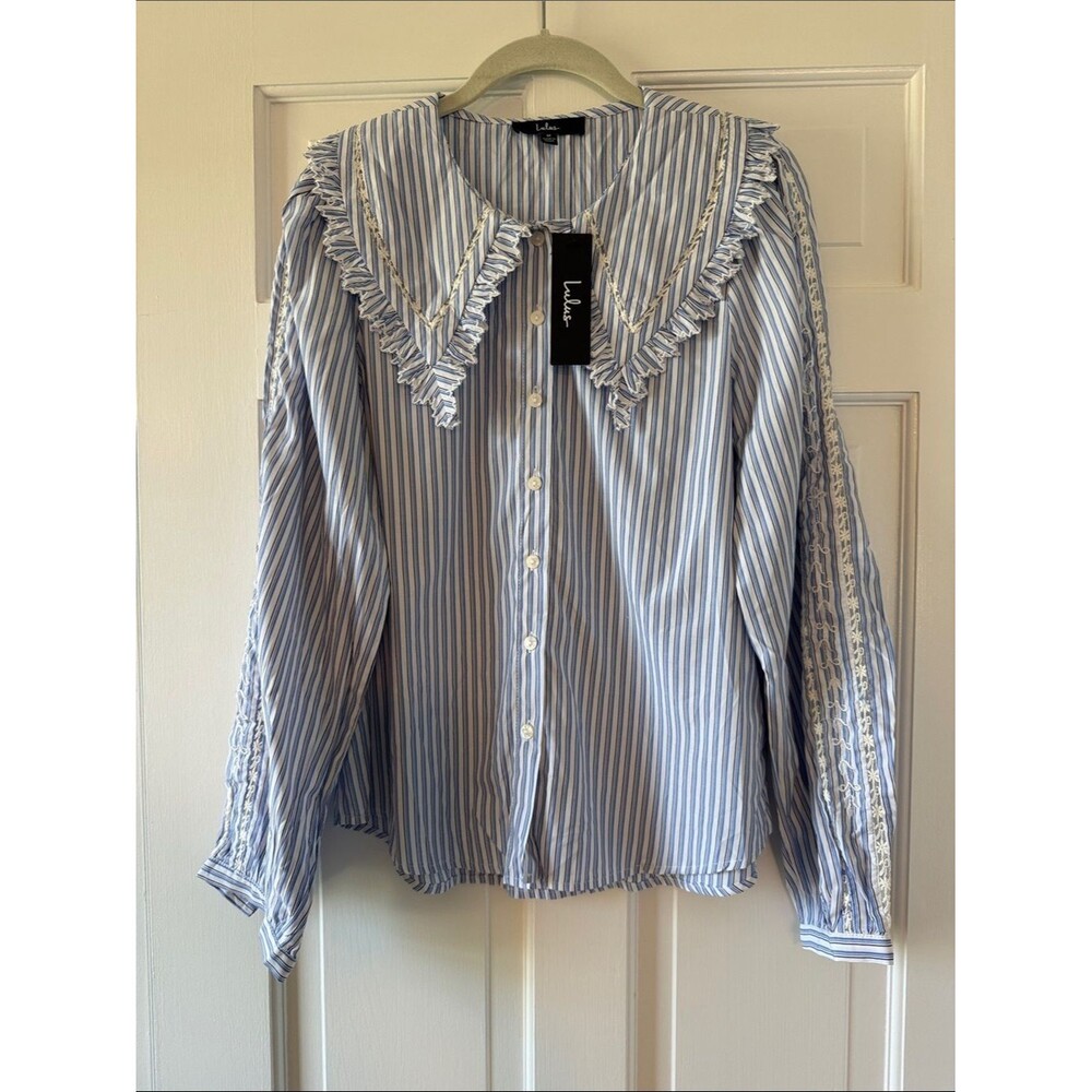 NWT Lulus Perfectly Parisian Blue White Ruffle Pilgrim Collar Blouse Medium